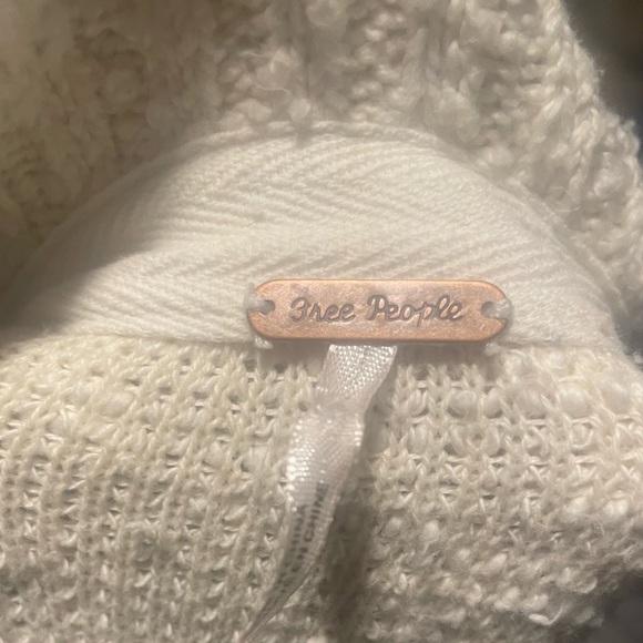 FREE PEOPLE TEDDY ZIPPERED NECK SWEATER WITH COLORED ACCENTS - Picture 6 of 9